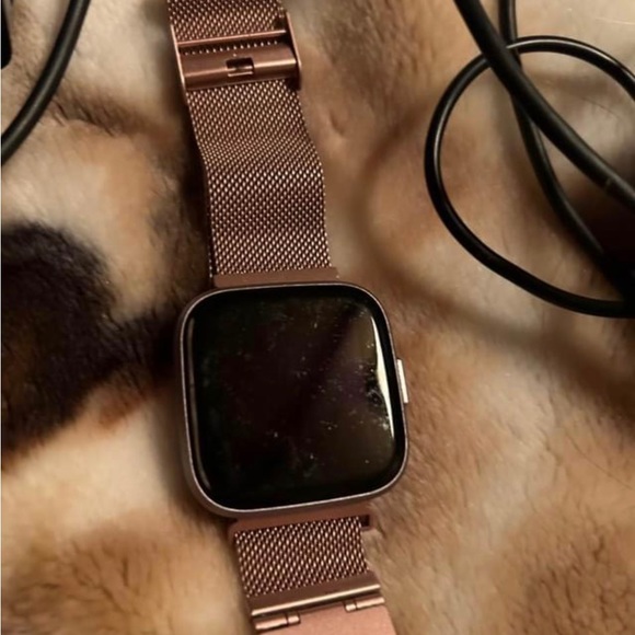 fitbit Wearables Fitbit Versa 2 Excellent Condition 4